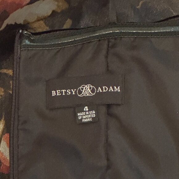 Betsy & Adam Black Velvet and Floral High-Low Gown, Size 4. - Picture 14 of 15